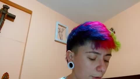 Blue online show from August 13, 11:19 pm
