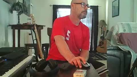 sirmuggsalot online show from July 19, 6:43 pm