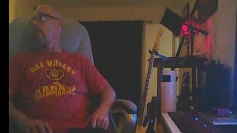 sirmuggsalot online show from August 9, 8:37 am