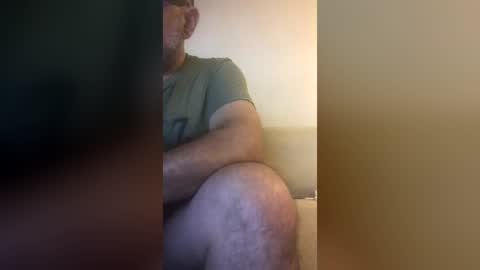 tomcop11111 online show from July 2, 8:59 am