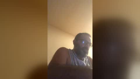 tomcop11111 online show from July 29, 10:17 pm