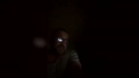 tomcop11111 online show from August 3, 1:45 am
