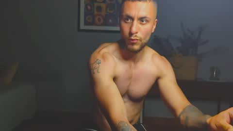 tomDavisXl online show from April 5, 2:52 am