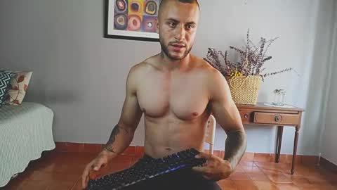 tomDavisXl online show from May 25, 6:10 pm