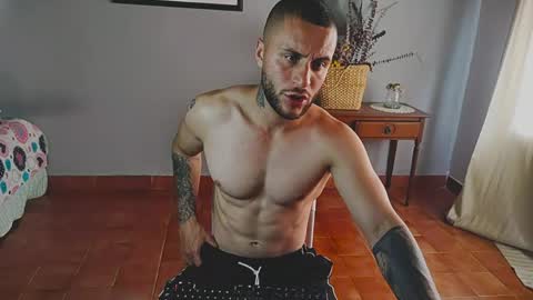 tomDavisXl online show from June 4, 5:39 pm