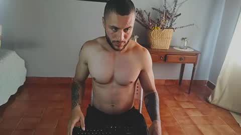 tomDavisXl online show from June 5, 5:51 pm