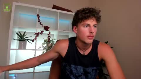 tomm_jeremmy online show from August 12, 2:52 pm