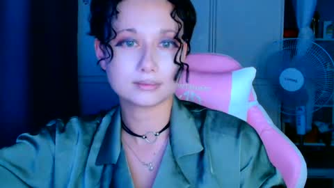 tommioo7 online show from August 10, 11:17 pm