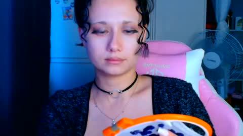 tommioo7 online show from August 12, 1:41 am