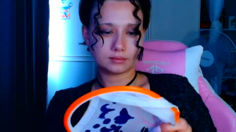 tommioo7 online show from August 12, 2:47 am