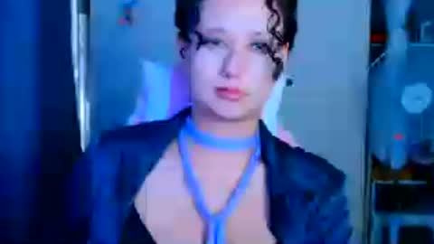 tommioo7 online show from August 12, 4:31 pm