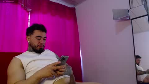 tommyblessd1 online show from July 28, 6:47 pm