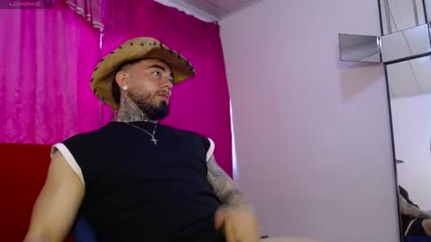 tommyblessd1 online show from July 30, 9:43 pm