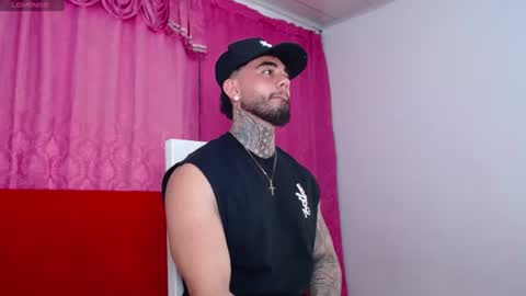 tommyblessd1 online show from August 12, 7:00 am