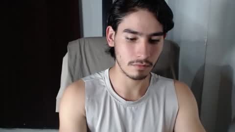 tommycutee21 online show from May 13, 6:24 am