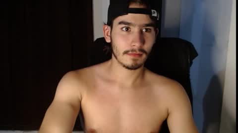 tommycutee21 online show from June 2, 9:12 am