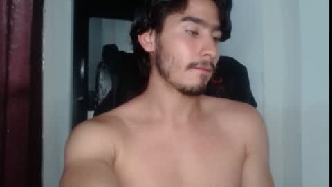tommycutee21 online show from June 2, 12:30 pm
