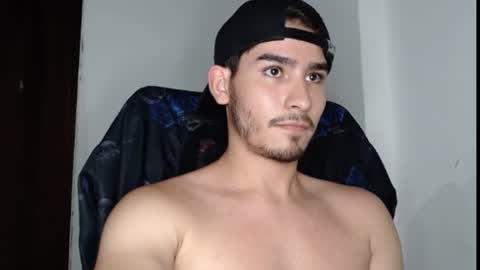 tommycutee21 online show from July 22, 12:57 am