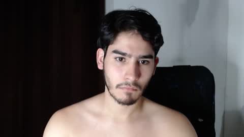 tommycutee21 online show from August 6, 7:18 am