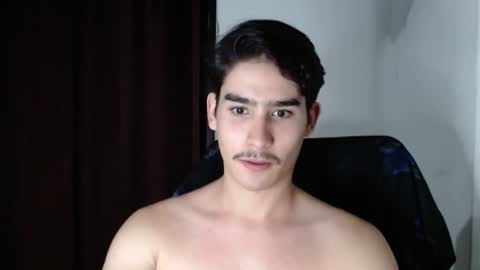 tommycutee21 online show from August 12, 12:57 am