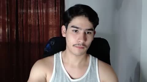 tommycutee21 online show from August 13, 10:35 pm