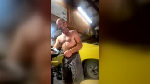 tommydaddy0330 online show from August 1, 10:49 pm