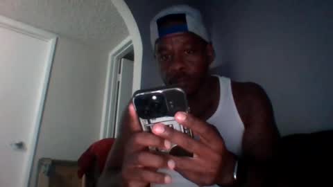 tommygun1208 online show from August 13, 8:56 pm