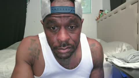 tommygun1208 online show from August 15, 4:44 pm