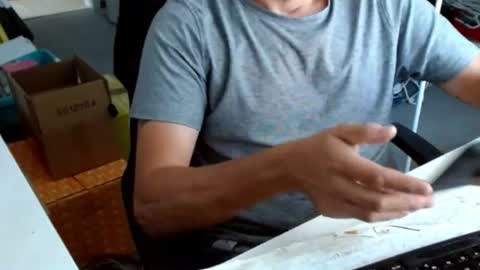 Tom online show from July 2, 11:44 am