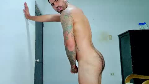 Tomas jhonson online show from August 13, 8:12 pm
