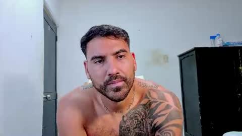 Tomas jhonson online show from August 14, 4:27 am
