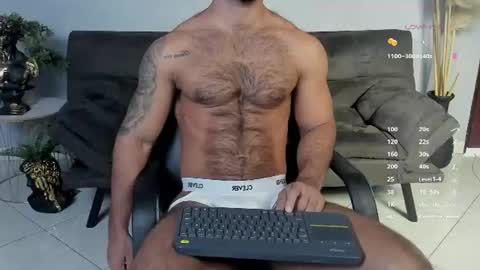 tomy_scott6 online show from August 14, 12:42 pm