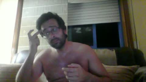 toni640128 online show from July 4, 2:03 am
