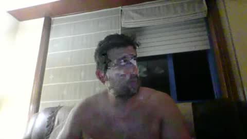 toni640128 online show from August 4, 12:40 am