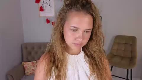 Emily online show from August 13, 12:41 pm
