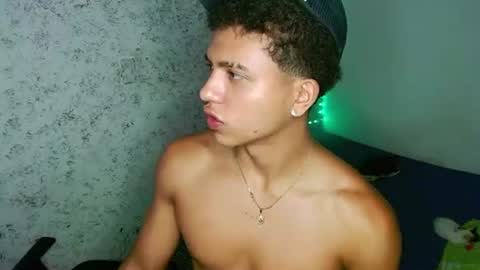 tonydesire_ online show from July 6, 10:57 pm