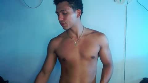 tonydesire_ online show from July 14, 9:26 pm