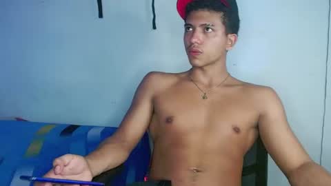 tonydesire_ online show from July 17, 10:54 pm