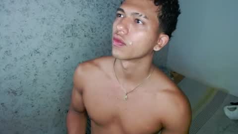 tonydesire_ online show from August 3, 12:17 am