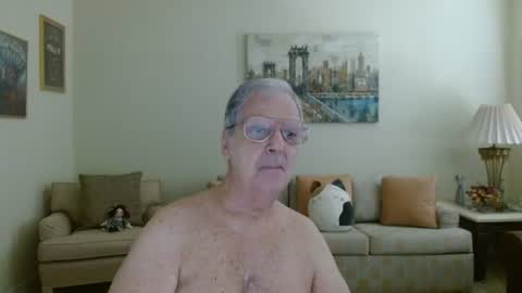 tonysview12000 online show from August 2, 9:44 pm