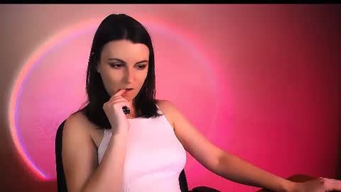too_beautiful online show from July 27, 5:18 pm