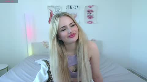 Sasha online show from August 7, 3:50 am