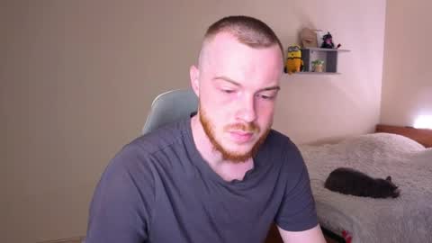 toohornyserj online show from May 1, 10:25 pm