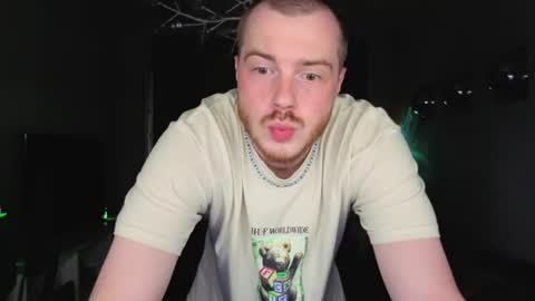 toohornyserj online show from August 4, 11:35 pm