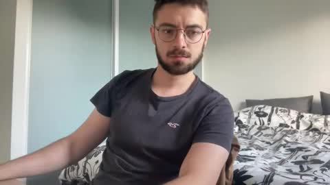 Tom online show from April 29, 9:56 am