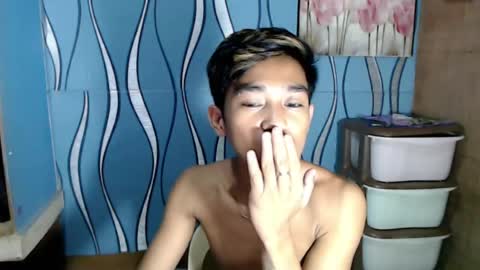 jhonrex online show from August 15, 2:37 am