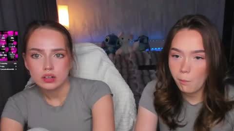 top_twins online show from July 12, 2:56 pm