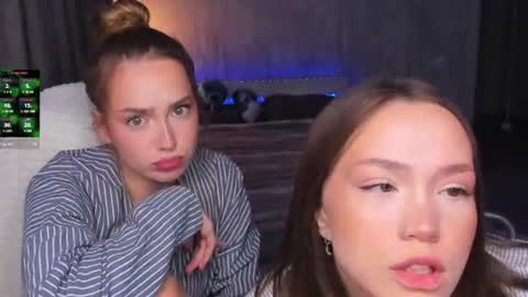 top_twins online show from July 16, 5:58 pm