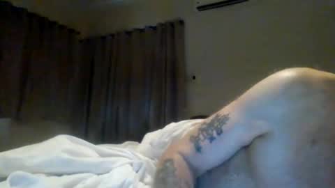 topfoxs30 online show from May 11, 4:04 am