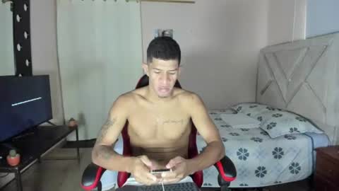 TopTony22 online show from August 10, 10:00 pm